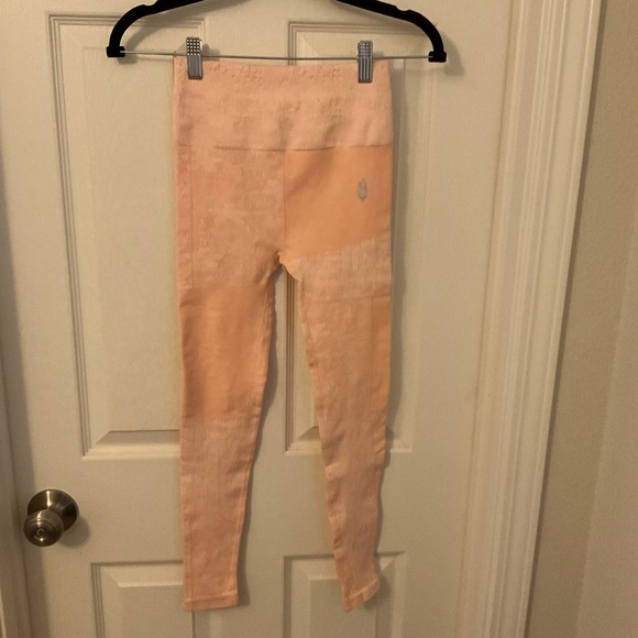 Nux FREE PEOPLE Leggings peach size small - Picture 2 of 12